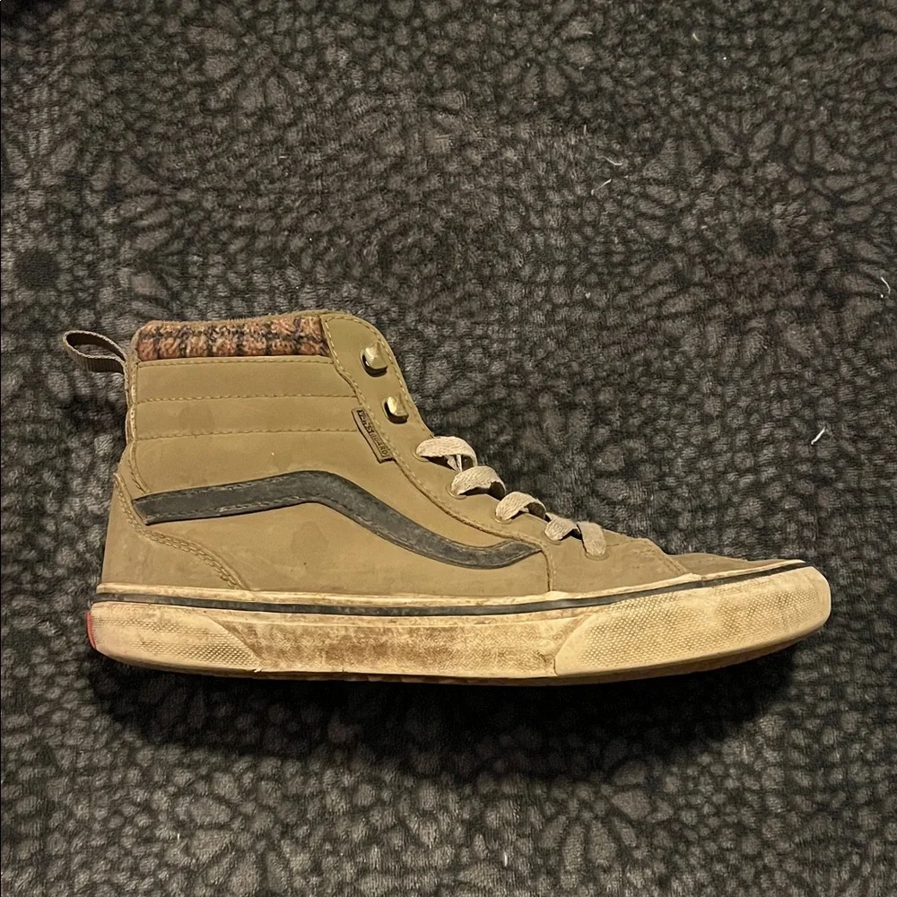 Vans Kids Tan High-Top Boots